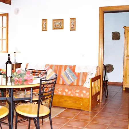 Cosy In 32 M² Pool Apartamento